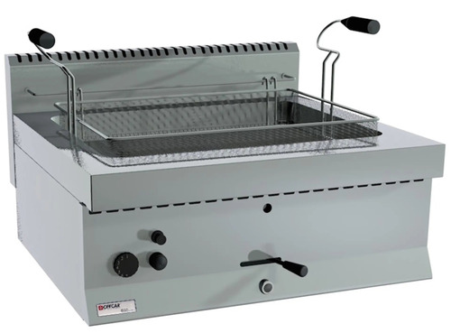 GAS FRYERS WITH 21 LT. TANK OFFCAR 6PFRG21