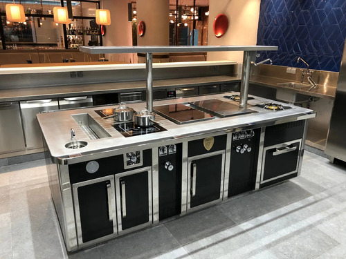 CENTRAL KITCHEN CHARVET BESPOKE